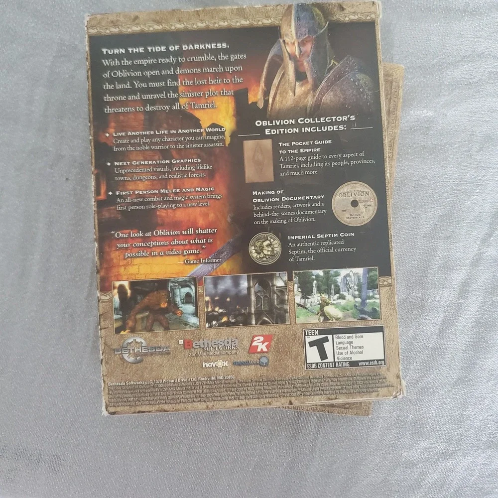 The Elder‎ Scrolls IV Oblivion Collector's Edition PC Game Bonus DVD Book Map